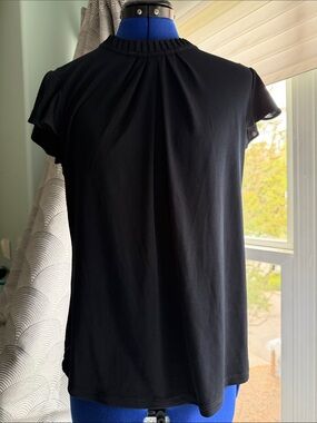 Calvin Klein Black Short Sleeve Ruffled Crewneck Top